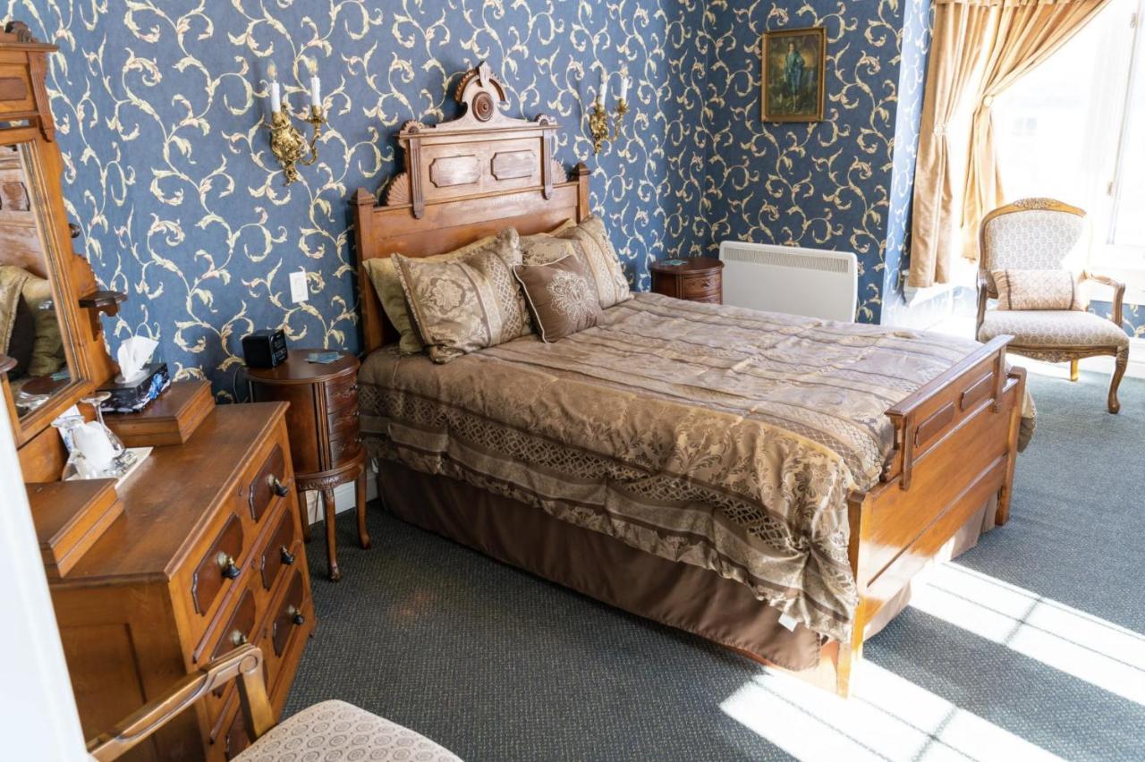 The Maple Inn Parrsboro Экстерьер фото