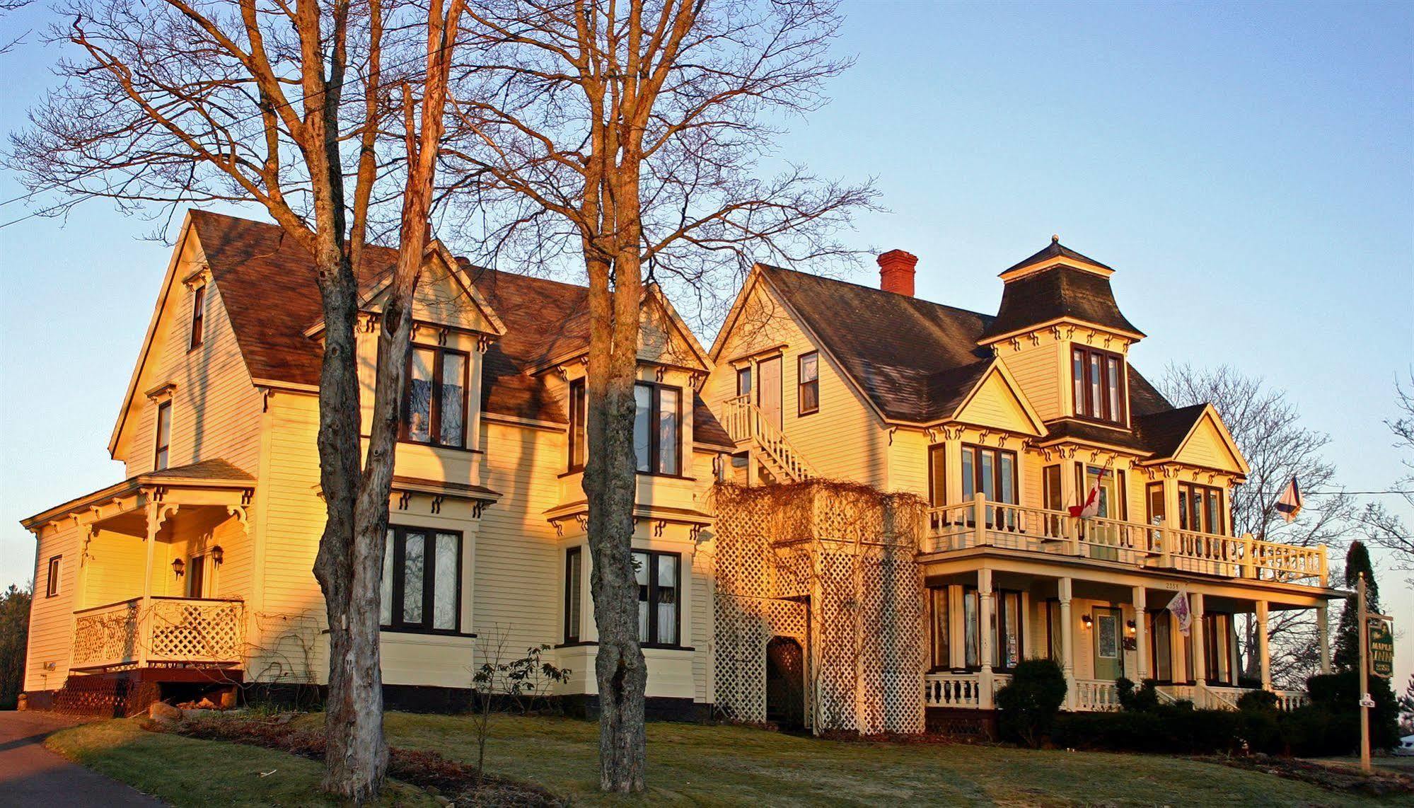 The Maple Inn Parrsboro Экстерьер фото